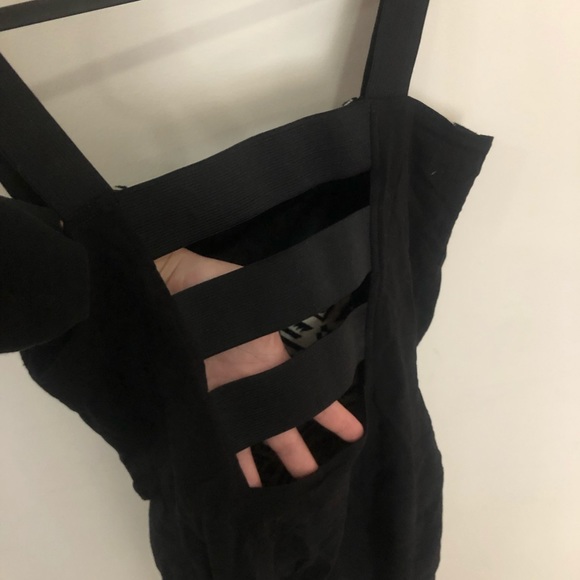 Boho Print Bodycon Dress with Cut-out Back - Picture 4 of 4